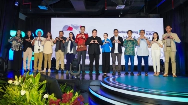 Kelakar Erick Thohir ke Prilly Latuconsina: Dulu Telponan Soal Bola Kini Bahas BUMN