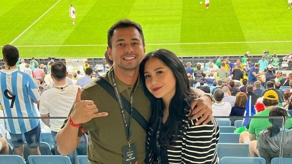 Dampingi Raffi Ahmad di Pekanbaru, Nagita Slavina Tolak Love Sign Bareng Warga