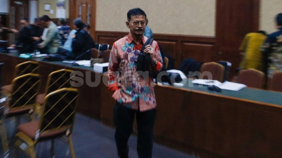 Mendadak Rajin Salat hingga Dengar Ceramah Ustaz, SYL Pasrah Jalani Sidang Vonis Besok