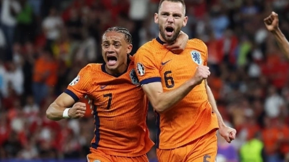 Track Record Wasit Felix Zwayer vs Belanda: De Oranje Dua Kali Menangis!
