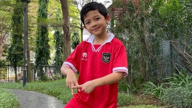 Pendidikan Arsya Hermansyah: Adab di Tedak Siten Azura Lagi Disorot, sampai Ditegur Kellen Lemos