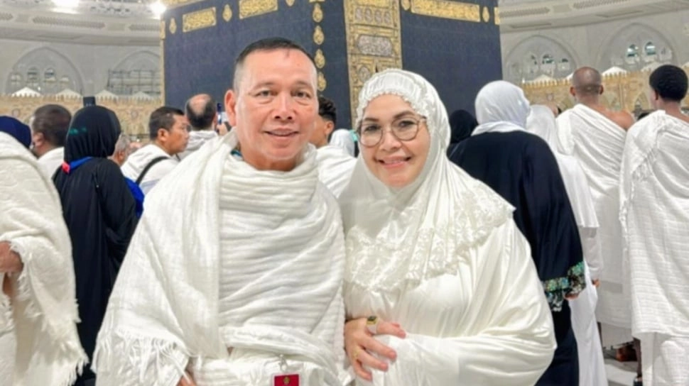 Apa Jabatan Terakhir Ayah Ojak? Gaji 9 Tahun Tak Diambil, Kehidupan Dijamin Ayu Ting Ting