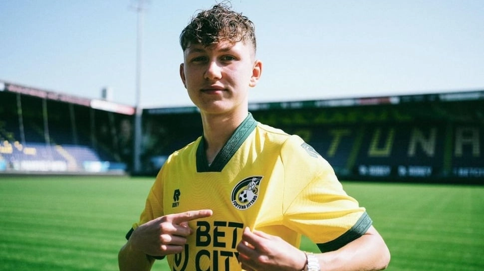 Biodata Sjors-Lowis Hermsen, Striker Eredivisie Buka Peluang Bela Timnas Indonesia?