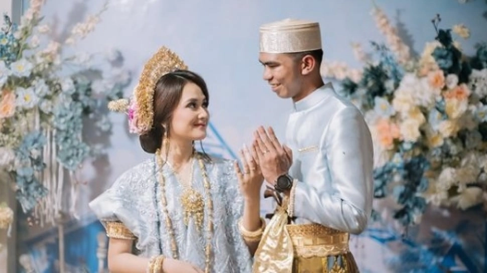 Profil dan Profesi Ahmad Andi, Pria yang Lamar Nia LIDA dengan Uang Panai Rp1,5 M