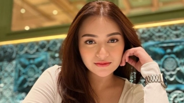 Usai Huru-hara Uang Saweran, Nathalie Holscher Pamer Tenteng Tas Seharga 3 NMAX Turbo