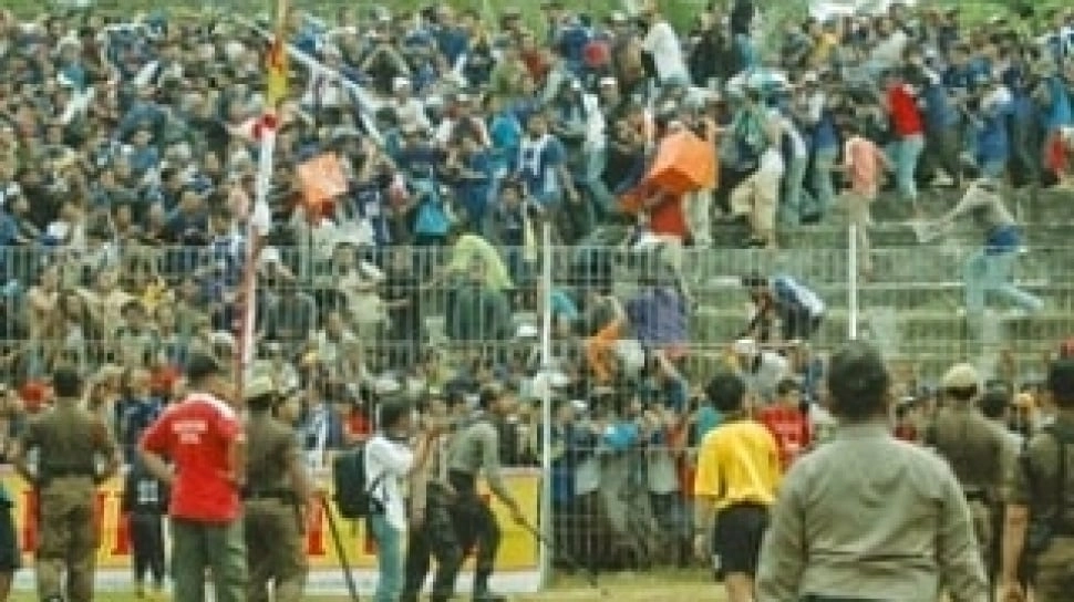 Laga Klasik: Kisah Kelam Laga PSIS Semarang vs Persijap 12 Maret 2006
