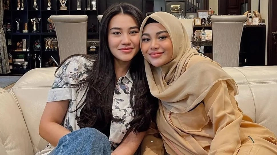 Detik-Detik Aurel Hermansyah Tegur Aaliyah Massaid gegara Adab: Enggak Sopan sama Ibu