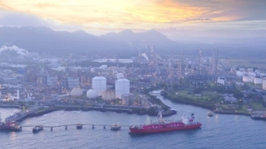 Chandra Asri Group Layani Kepelabuhan dan Penyimpanan Curah Cair Terpadu Melalui CPN