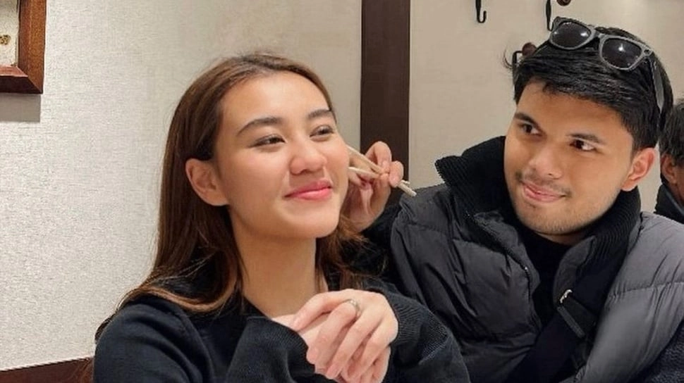 Tatapan Thariq Halilintar ke Aaliyah Massaid saat Foto Prewedding Jadi Omongan: Bikin Meleyot