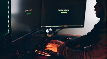 Dibayar Rp12 Juta Sebulan, Remaja di Malaysia Jadi Penipu Online Sasar Korban di Tiongkok