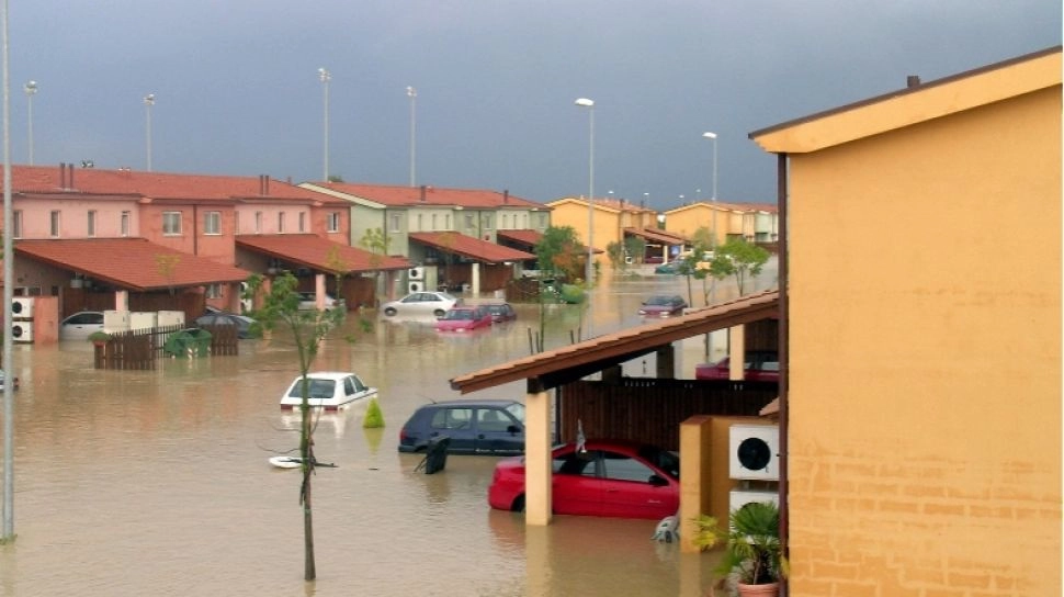 Jepang Lumpuh! Banjir Rendam Rumah hingga Kereta Peluru Dihentikan Sementara