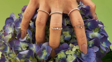 Emisi Karbon Turun 63%: Ini Rahasia di Balik Pembuatan Perhiasan Emas Daur Ulang yang Ramah Lingkungan