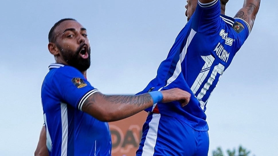 Menggila Lawan MU, 3 Pemain Arema FC Layak Jadi Bintang BRI Liga 1