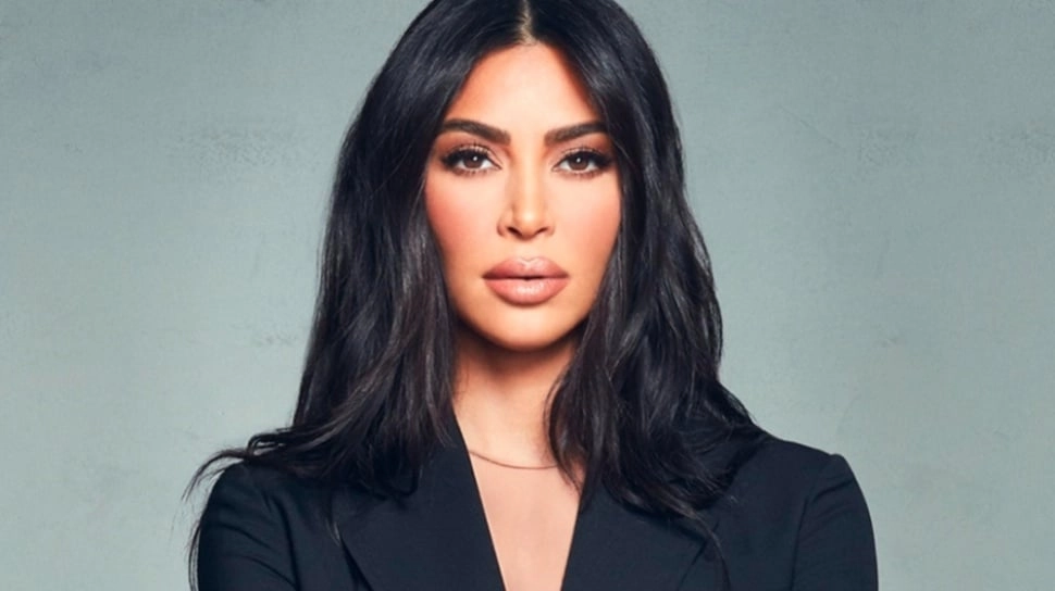 Terinspirasi ''The Crown''? Kim Kardashian Diduga Kasih Kode Siap Jadi Presiden Amerika