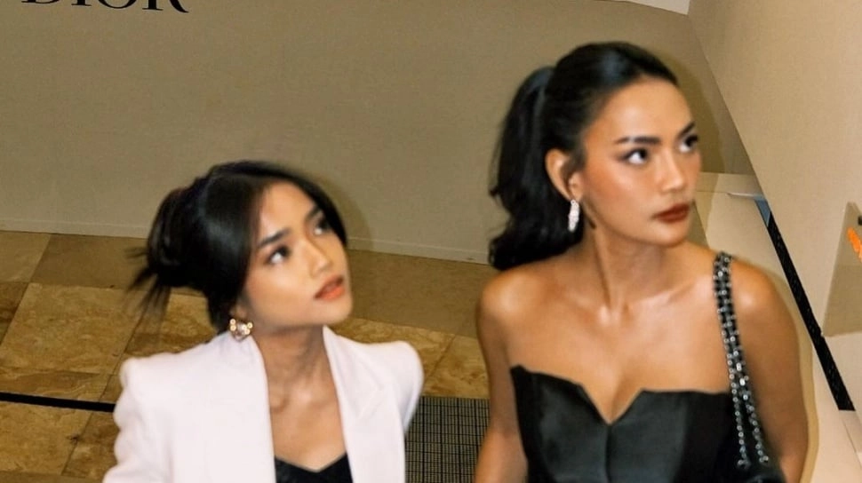 Hadiri Acara Gala Premiere Film Rossa, Fuji Dicibir Cuma Mengintil Erika Carlina