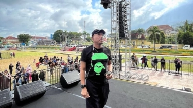 Ketemu Fuji di Gala Premiere Film Rossa, Sikap Anang Hermansyah Jadi Omongan: Kok ...