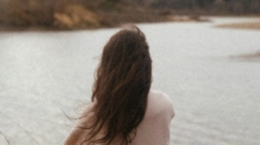 Pindah ke India untuk Belajar Yoga, Wanita AS Ditemukan Terikat di Pohon Selama 40 Hari