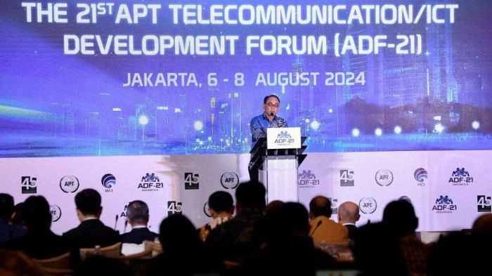 Menkominfo Ungkap Upaya Pemerintah Tekan Kesenjangan Digital di Forum APT