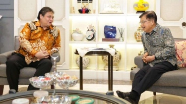 Jusuf Kalla Yakin Airlangga Mundur sebagai Ketum Golkar karena Tekanan Kuat dari Luar Partai
