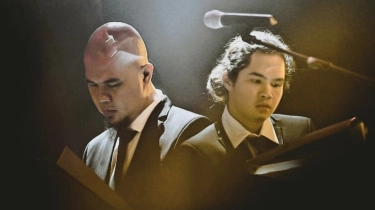 Pendidikan Ahmad Dhani, Adabnya saat Cium Tangan Ditiru Dul Jaelani