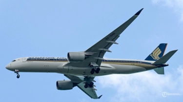 Penerbangan Singapore Airlines Tujuan Singapura-Tokyo Kena Dampak Topan Ampil