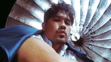 Adrian Khalif Hadirkan Dua Single Baru Jelang Perilisan Album Kedua