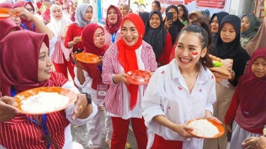 Ayu Ting Ting Ogah Kerja Saat HUT Kemerdekaan RI, Pilih Ramaikan Lomba  dengan Warga Sekitar Rumah