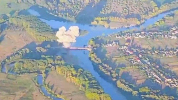 Ukraina Hancurkan Jembatan Kedua di Atas Sungai Seym, Kursk, Rusia