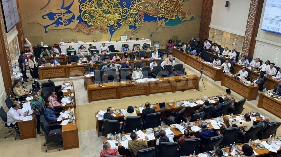 Baleg DPR Setujui Putusan MK soal Usung Kepala Daerah Berlaku Buat Parpol Non-Parlemen, Peluang PDIP Jadi Tertutup