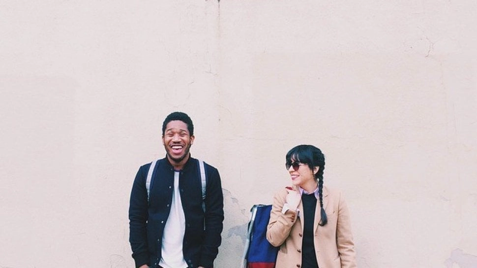 Ketawa Bareng Pacar, Ini 20 Tebak-Tebakan Receh yang Bikin Hubungan Makin Mesra