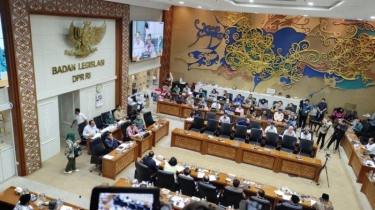 Baleg DPR Setujui Ambang Batas 7,5 Persen Bisa Usung Cakada Hanya untuk Parpol Non-Seat di DPRD