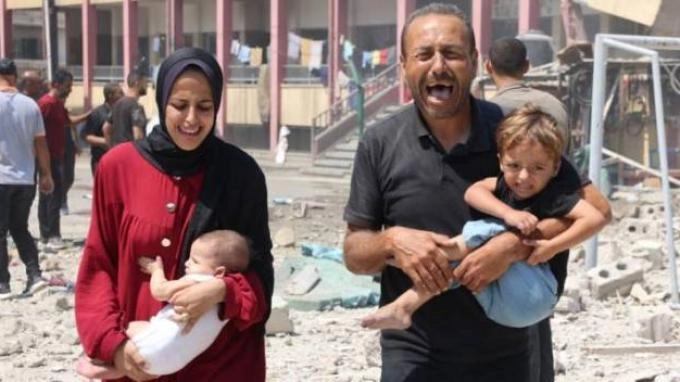 Israel Sein Kanan Belok Kiri, Bilang Agresi Berakhir Tapi Kian Ganas Bombardir Gaza Selama 320 Hari