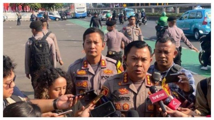 Polisi Tak Gunakan Peluru Tajam saat Amankan Demo di Depan DPR