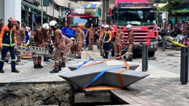 Bersama Kursi Beton, Wanita India Terperosok Lubang Sedalam 10 Meter