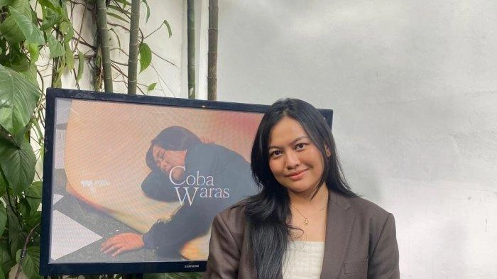 Clara Riva Comeback Lewat Lagu 'Coba Waras', Tentang Kehilangan Orang yang Disayang