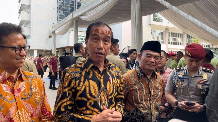 VIDEO Nada Tinggi Jokowi Usai Dituding Jegal Anies Maju Pilkada: Apa Urusannya?