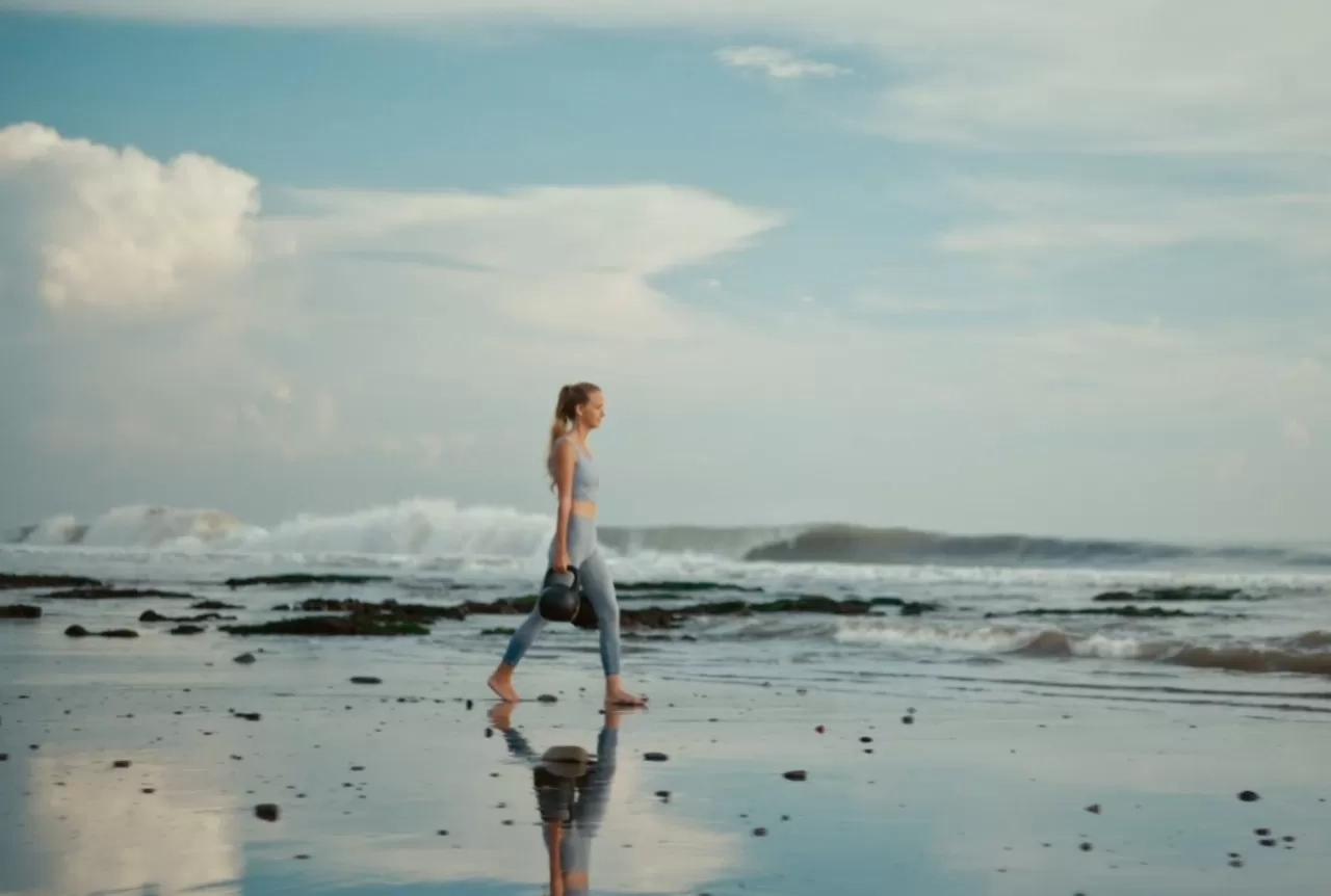 Menikmati Retret Wellness dan Spa Holistik Bernuansa Pantai Pribadi di Pulau Dewata