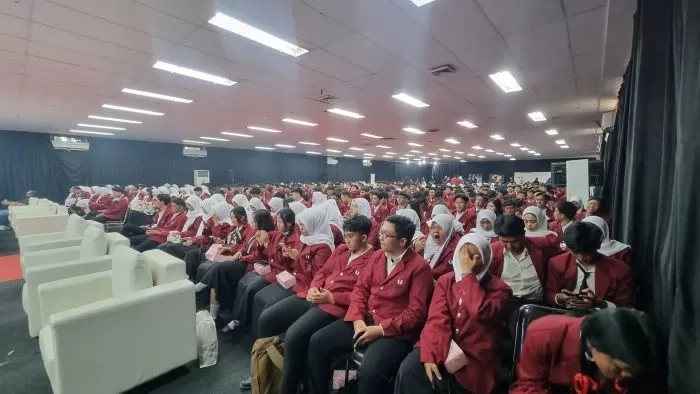 Lantikan Mahasiswa Baru, Telkom University Surabaya Siap Cetak Generasi Hebat untuk Masa Depan