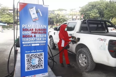 Dukung Subsidi BBM Tepat Sasaran, DPR Usul Penandaan Pelat Bagi Warga yang Belum Bisa Pakai QR Code 