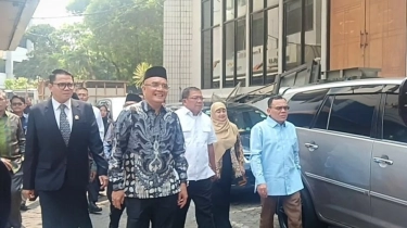 Pansus Haji Temukan Dugaan Manipulasi Data Siskohat: Ada Yang Berangkat Diundur, Ada Yang Dimajukan