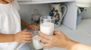 Perusahaan Qatar Dapat Proyek Susu dalam Program Makan Bergizi Gratis Prabowo