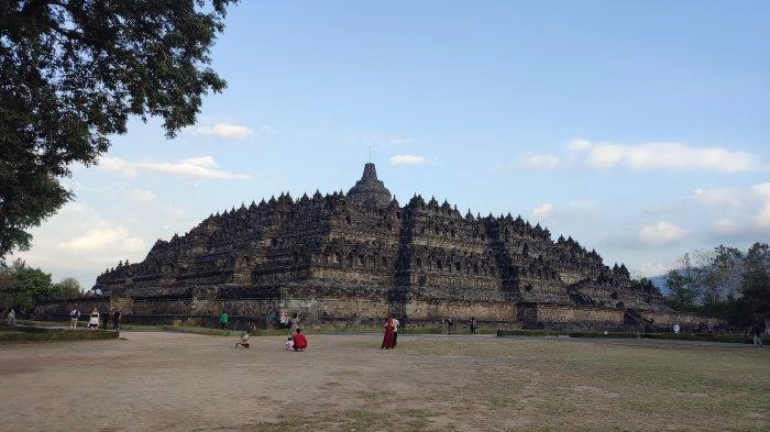 Kemenko Marves Benarkan Kabar Batalnya Pemasangan Chattra di Puncak Candi Borobudur