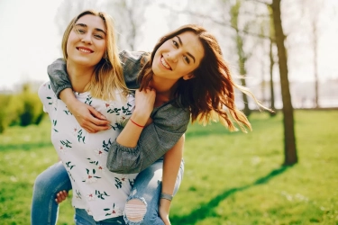 4 Zodiak Perempuan Ini Dianggap Sebagai Saudari Kandung Terbaik, Sosoknya Penuh Perhatian dan Dapat Diandalkan