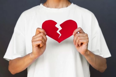 Move On usai Putus Cinta Butuh Waktu dan Usaha, Simak 5 Cara Melupakan Mantan Kekasih