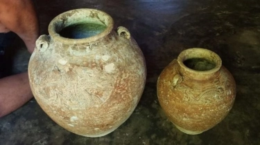 Guci Zaman Perunggu 'Disulap' Kembali Setelah Dipecahkan Balita di Museum Israel