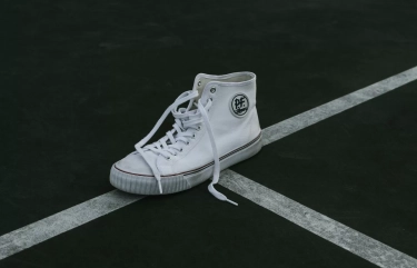 Cara Mudah Mengukur Kaki saat Beli Sepatu Online, Jangan Lupa Gunakan Penggaris dan Kertas