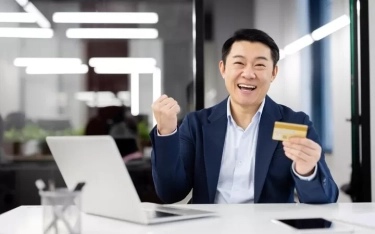 Rezekinya Menggila Bak Hidup di Dalam Angan-angan: 8 Shio yang Saldonya Meroket Mendapat Rezeki Tak Diduga-duga Menurut Astrologi Tiongkok