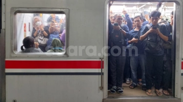 Dibela Budi Arie soal Pesawat Jet, Erina Istri Kaesang Kudu Tiru Aisyah Tak Ngeluh Naik KRL Meski Lagi Hamil