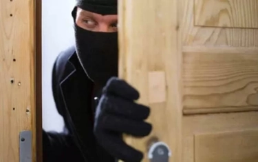 Ditinggal Liburan ke Dieng, Rumah di Tangsel Dibobol Rampok, Pemilik Rugi Sampai Rp 480 Juta