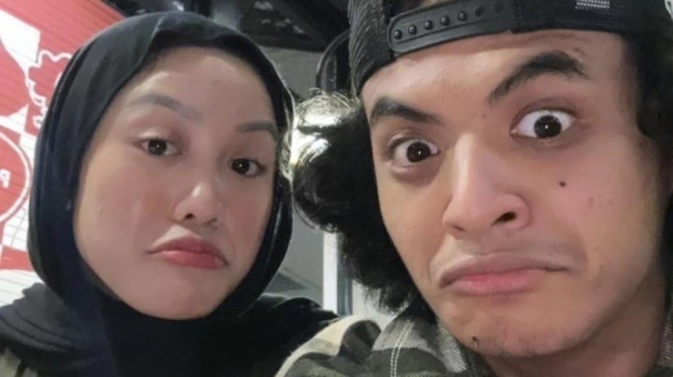 Beda Pendidikan Lolly Anak Nikita Mirzani vs Vadel Badjideh: Bak Langit Bumi?